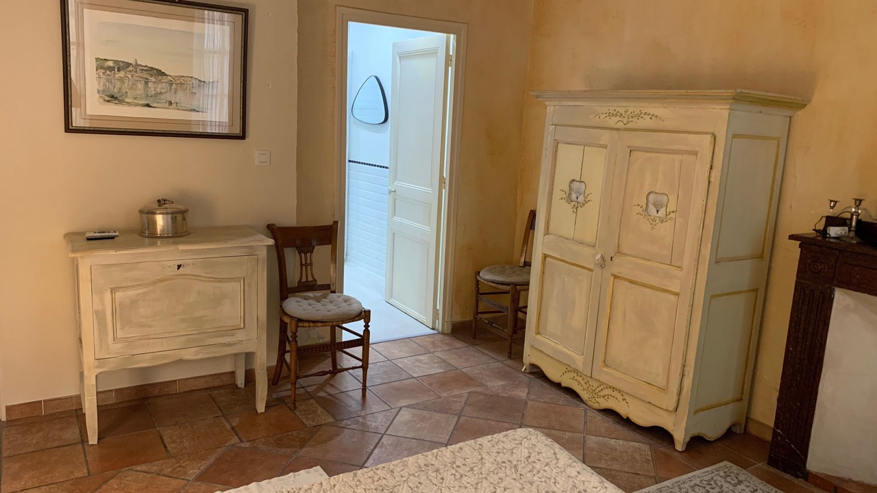 Photo of Bedroom in Cite