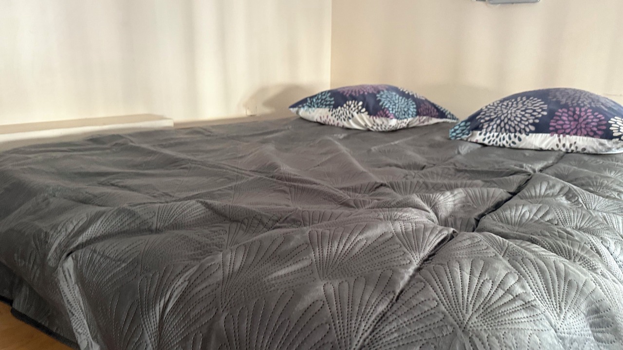 Photo of Bedroom in Beziers City Centre