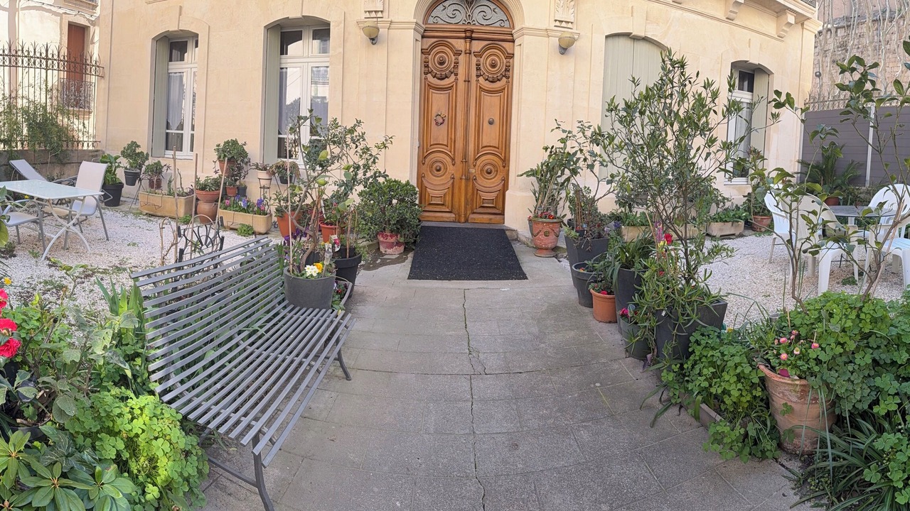 Photo of Patio Balcony in Beziers City Centre