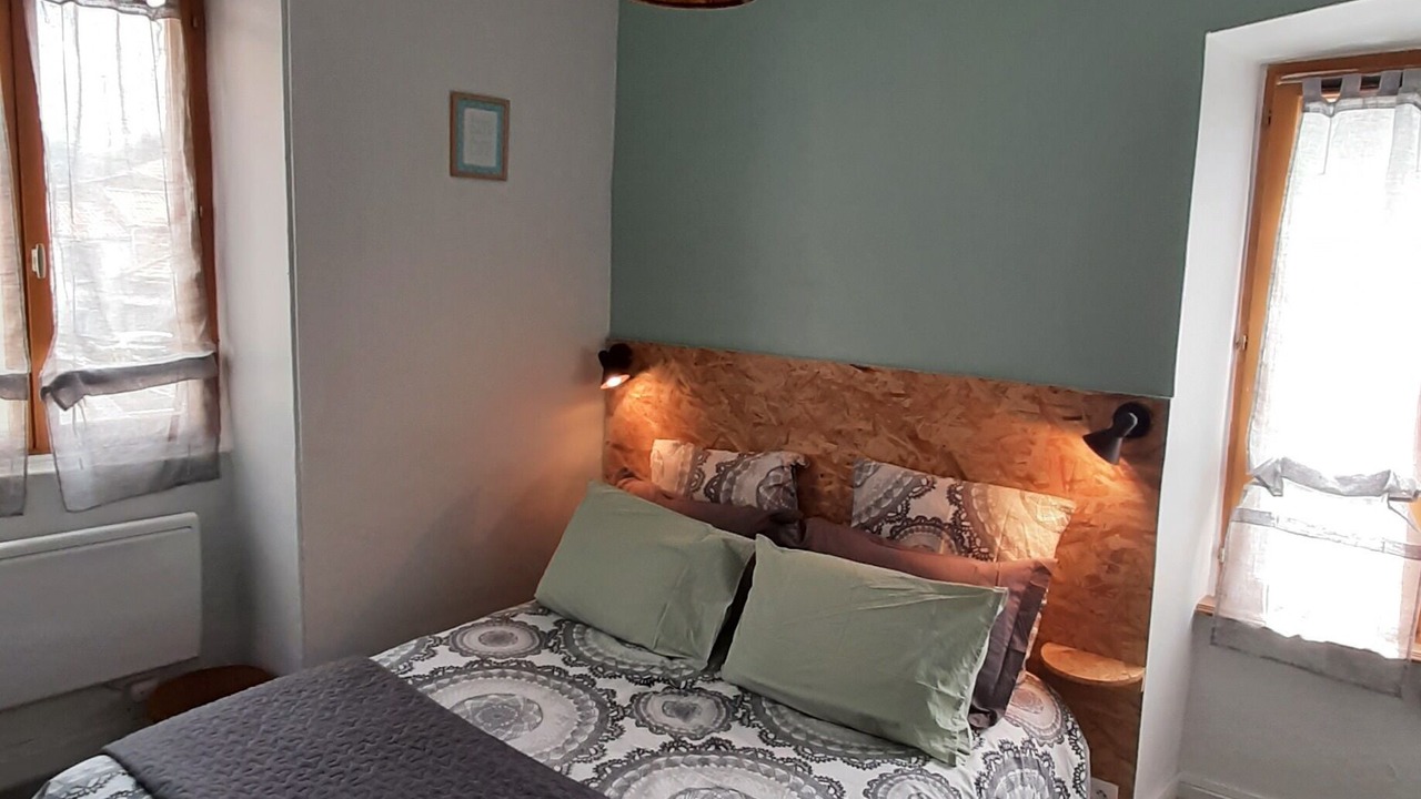 Photo of Bedroom in Saint-Floret