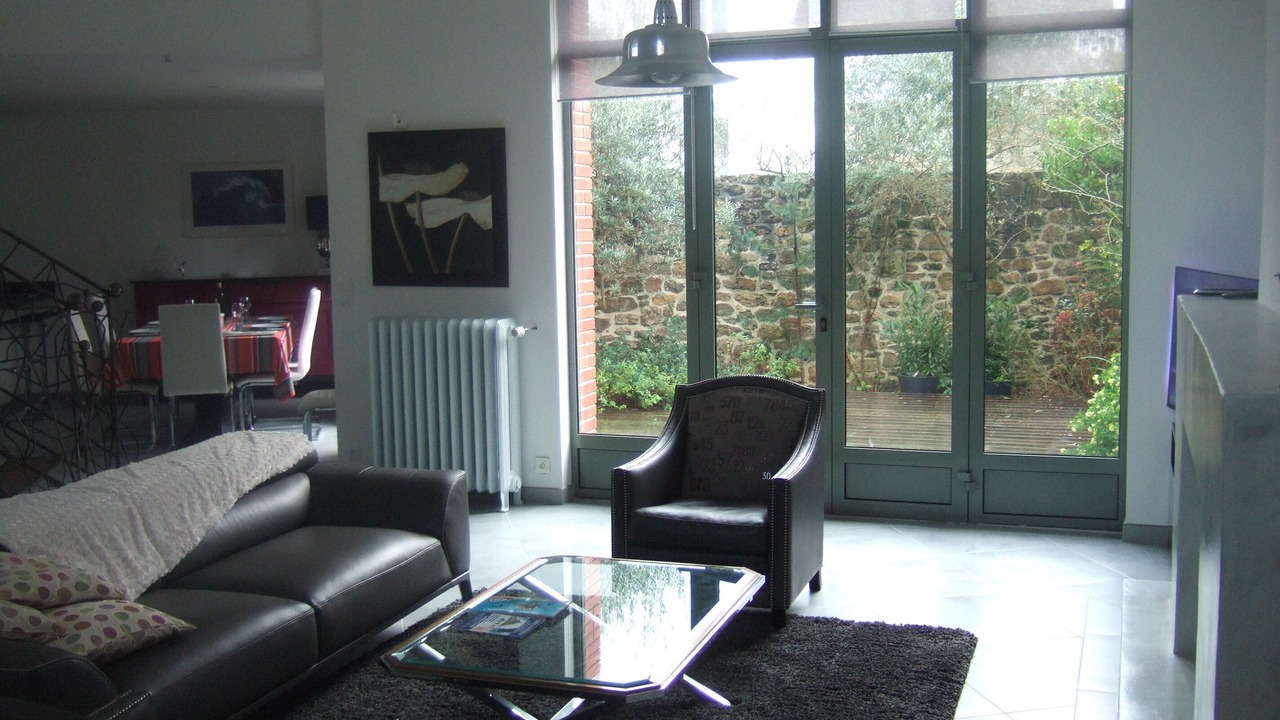 Photo of Livingroom in Parame