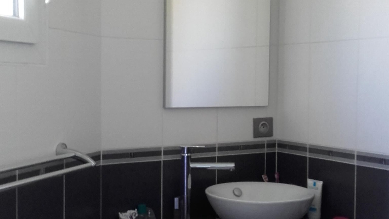 Photo of Bathroom in La Teste-de-Buch