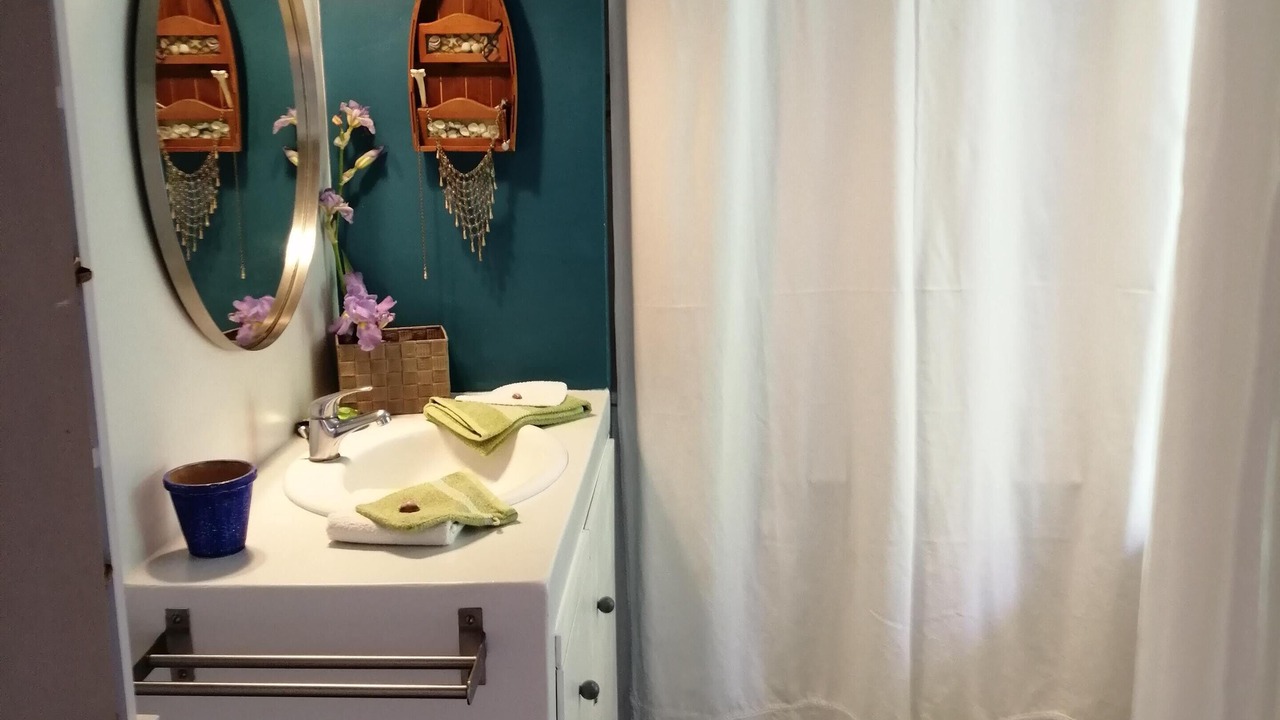 Photo of Bathroom in Bouin