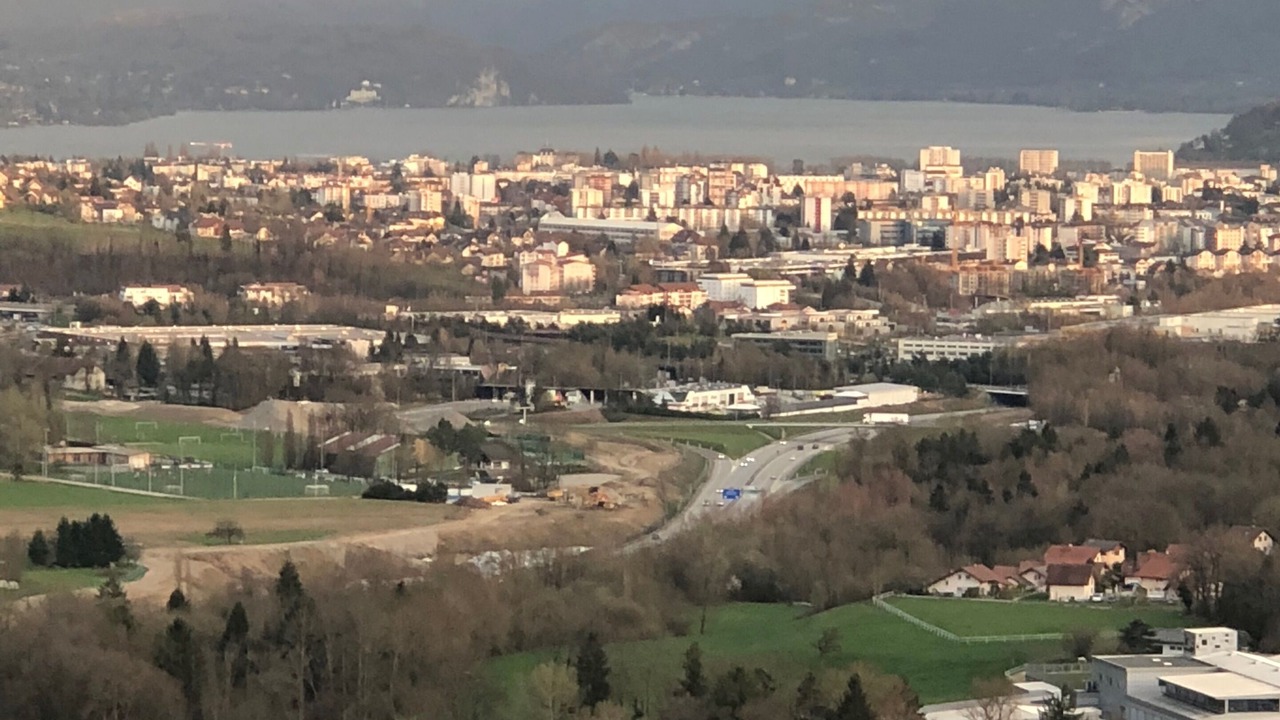 Photo of Outdoor in Pringy
