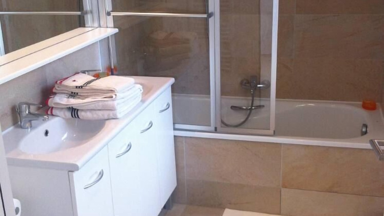 Photo of Bathroom in Carantec