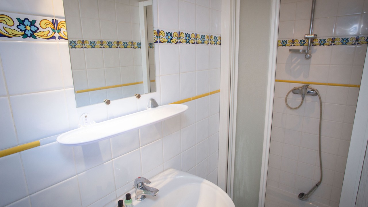 Photo of Bathroom in Genissac