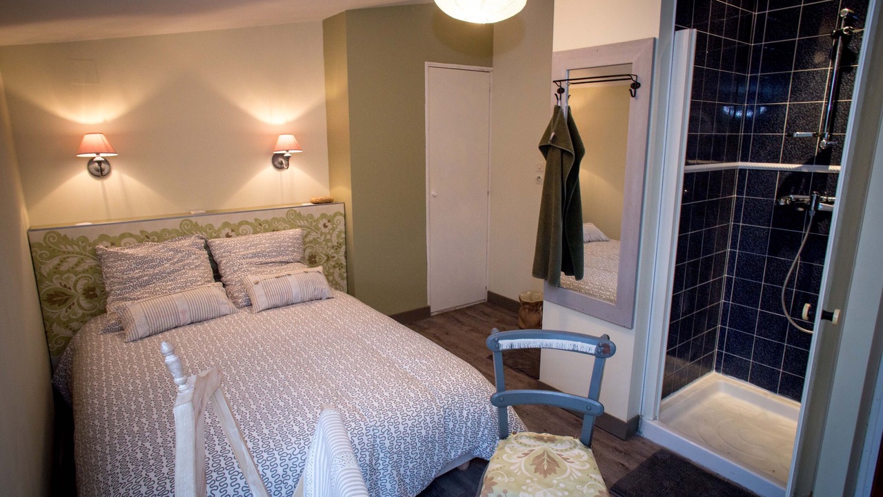 Photo of Bedroom in Genissac