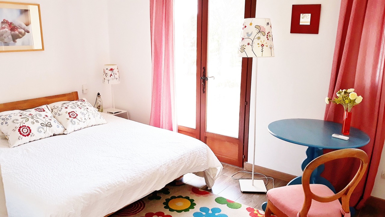 Photo of Bedroom in Entrecasteaux