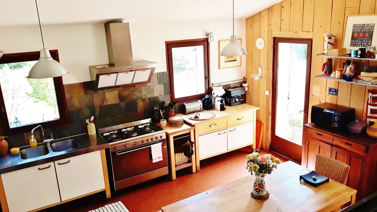 Photo of Kitchen in Entrecasteaux