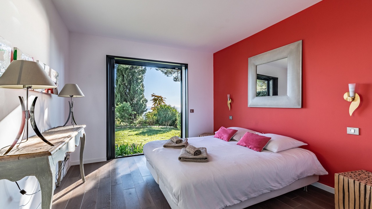 Photo of Bedroom in Carqueiranne