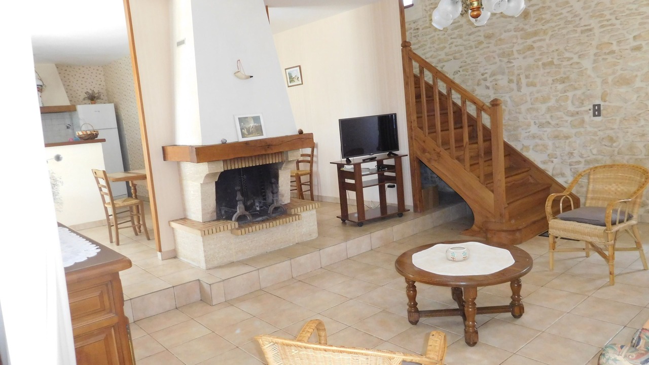 Photo of Livingroom in Saint-Crepin-et-Carlucet