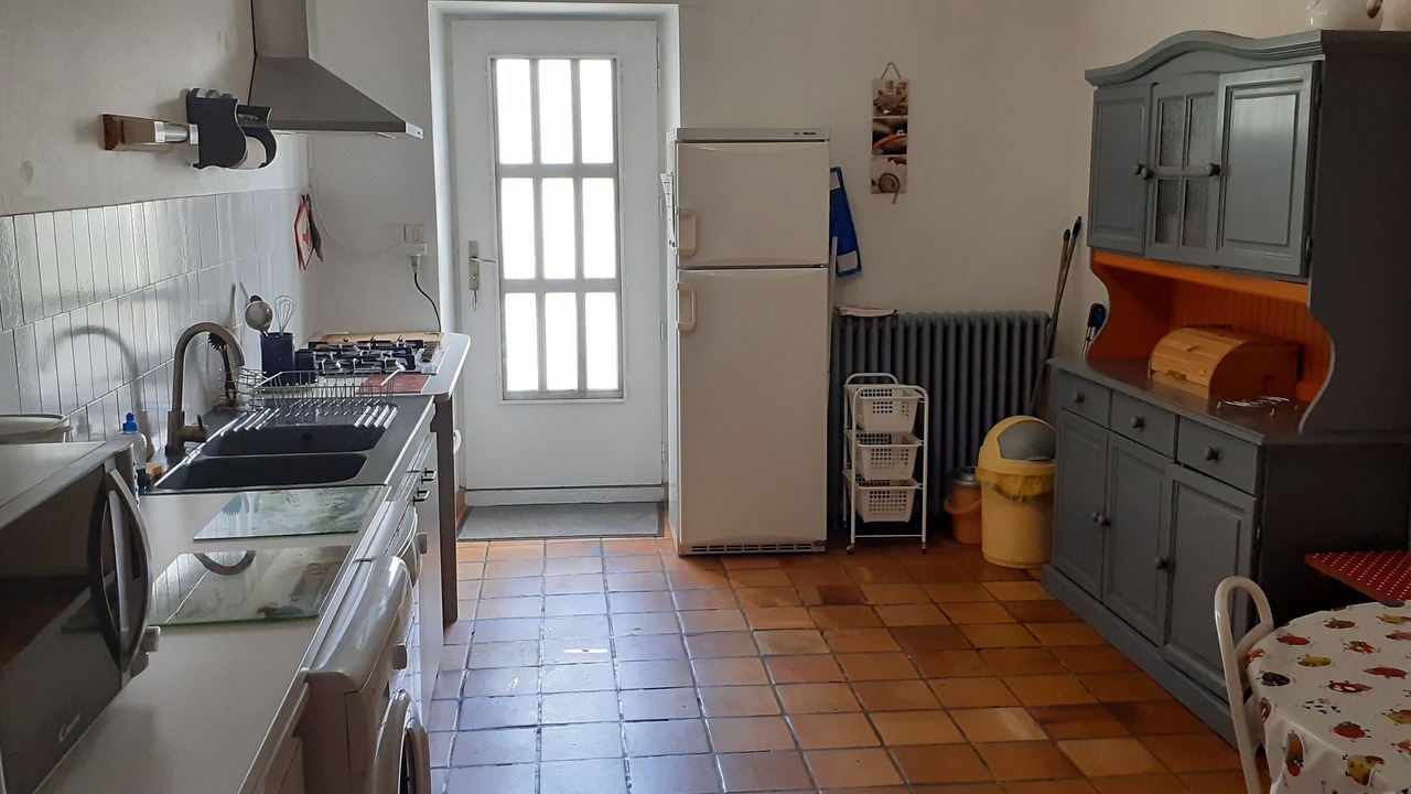 Photo of Kitchen in Saintes Agglomeration