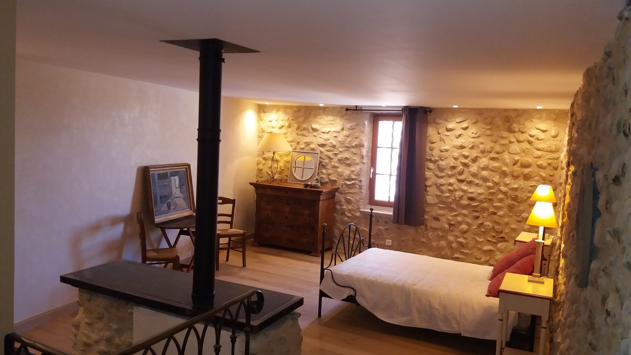 Photo of Bedroom in Roumoules
