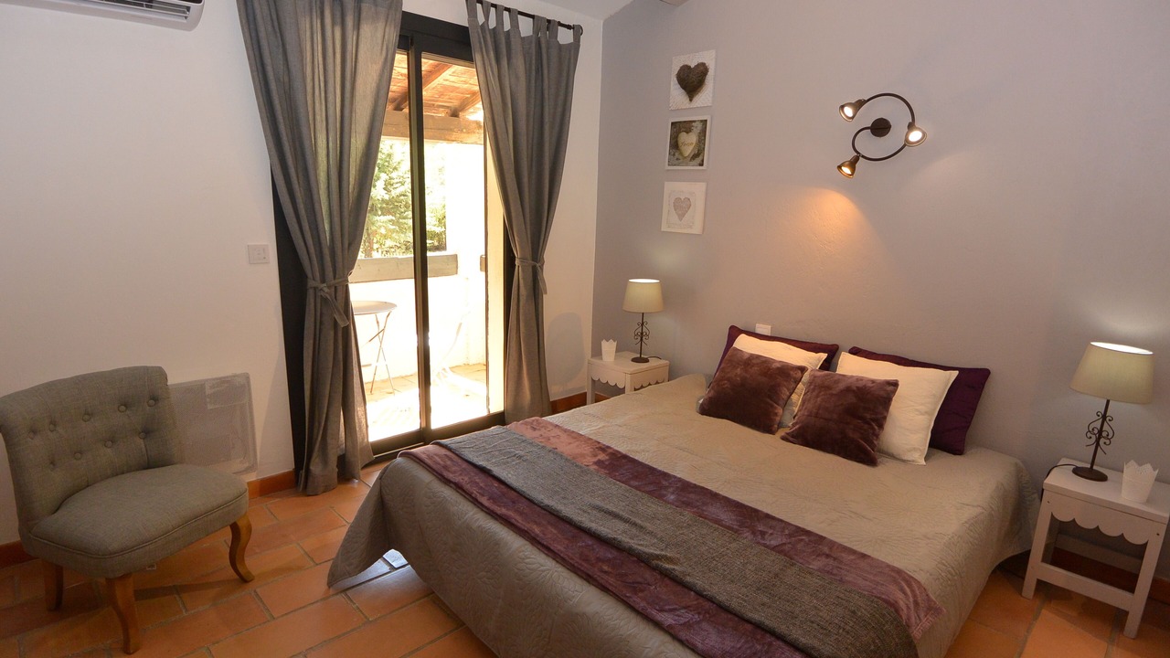 Photo of Bedroom in Plan-d'Orgon