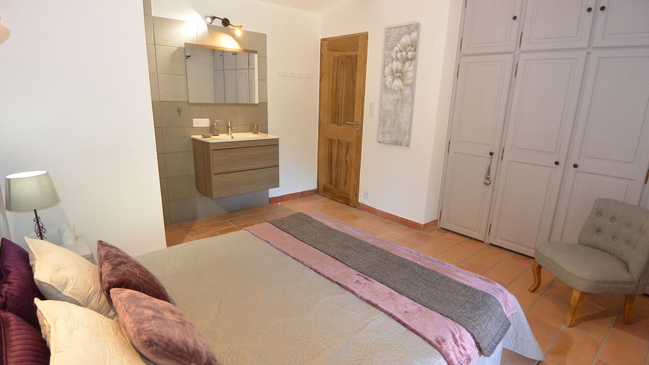 Photo of Bedroom in Plan-d'Orgon