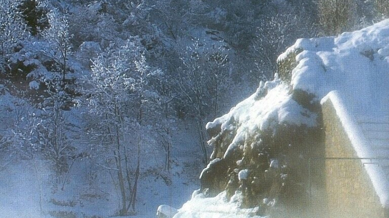 Photo of Others in Estoher