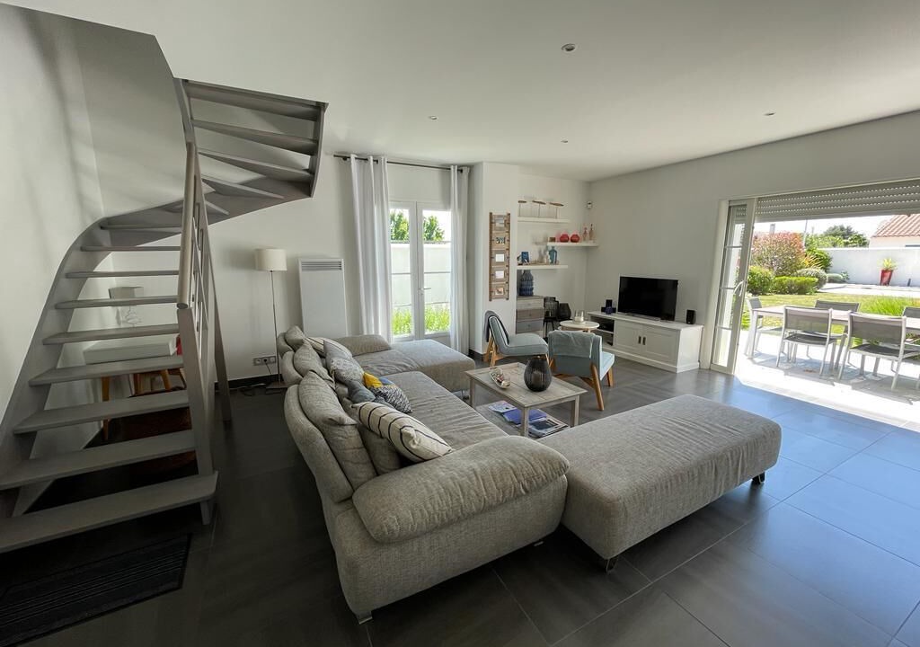 Photo of Livingroom in La Bree-les-Bains