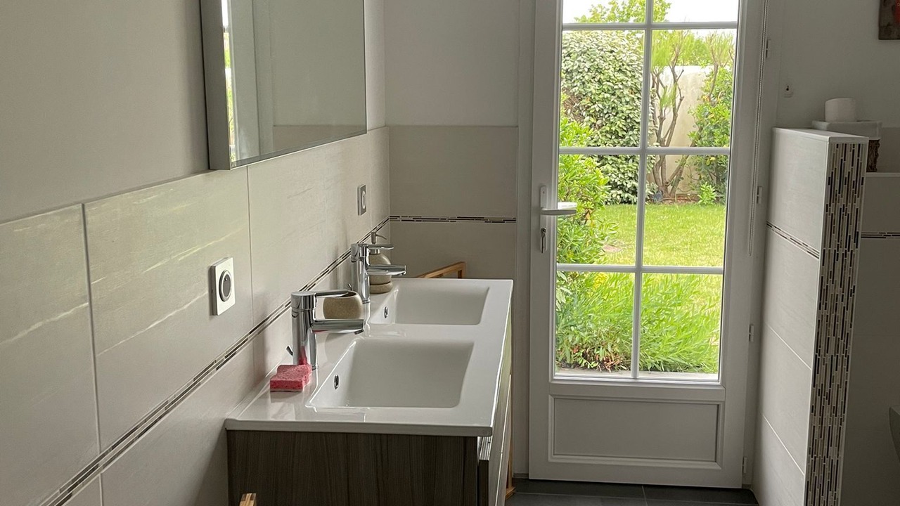 Photo of Bathroom in La Bree-les-Bains