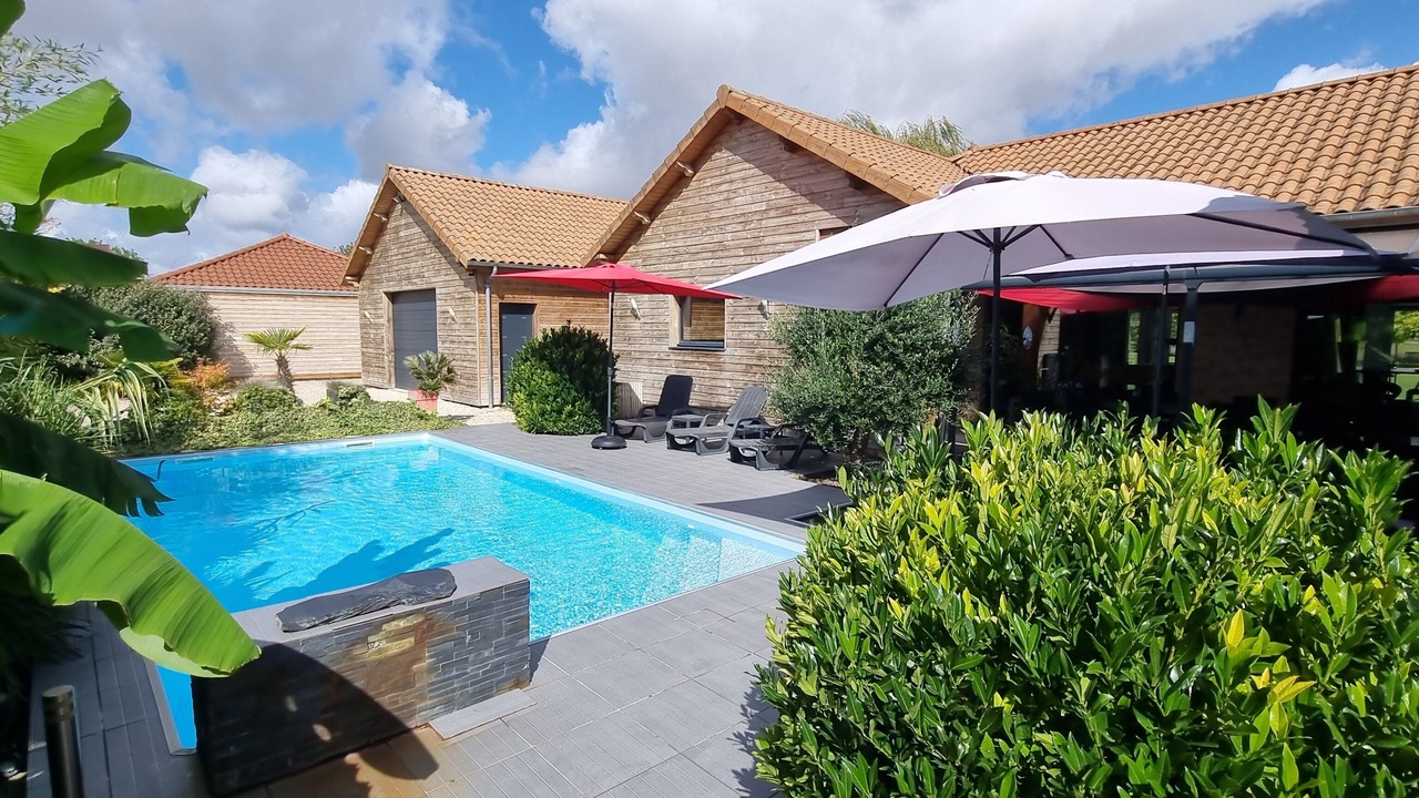 Photo of Outdoor in Lesmont