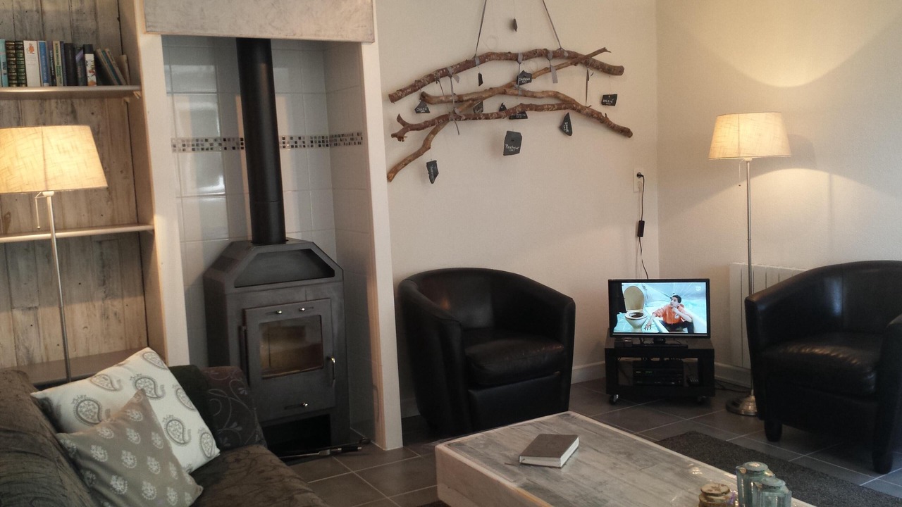 Photo of Livingroom in Egliseneuve-d'Entraigues