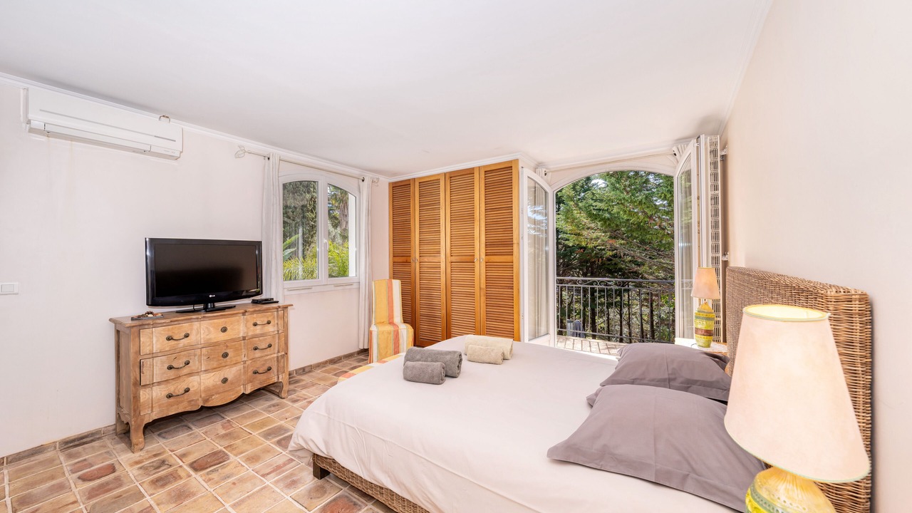 Photo of Bedroom in La Croix des Gardes