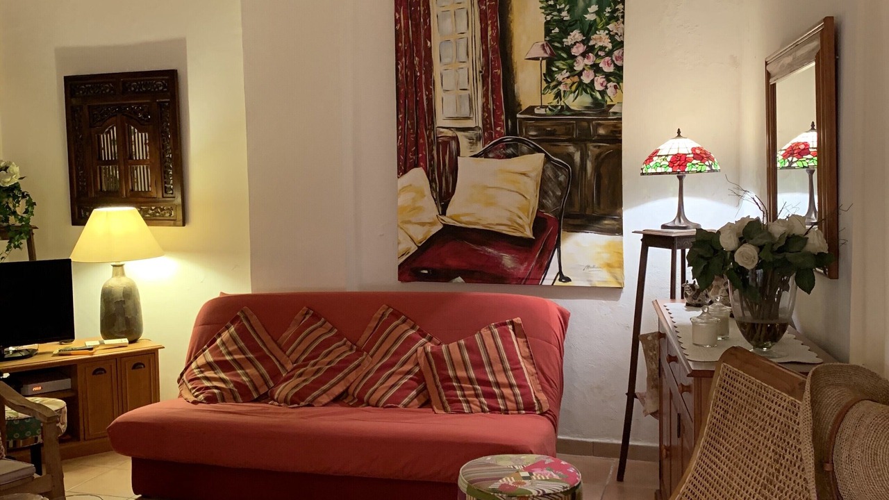 Photo of Livingroom in Bonifacio