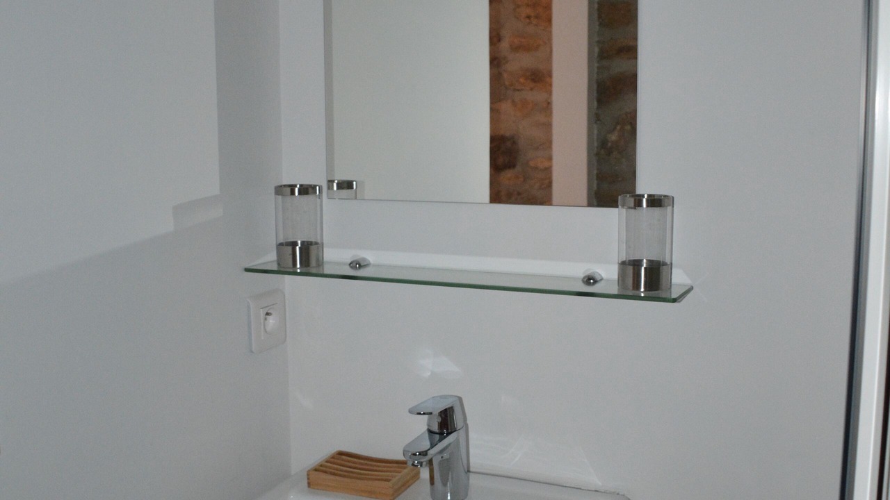 Photo of Bathroom in Altillac