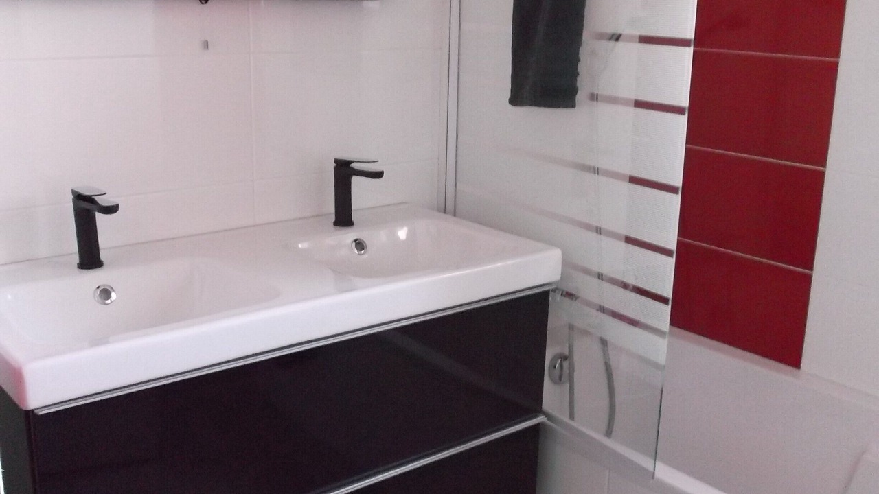 Photo of Bathroom in Pornic