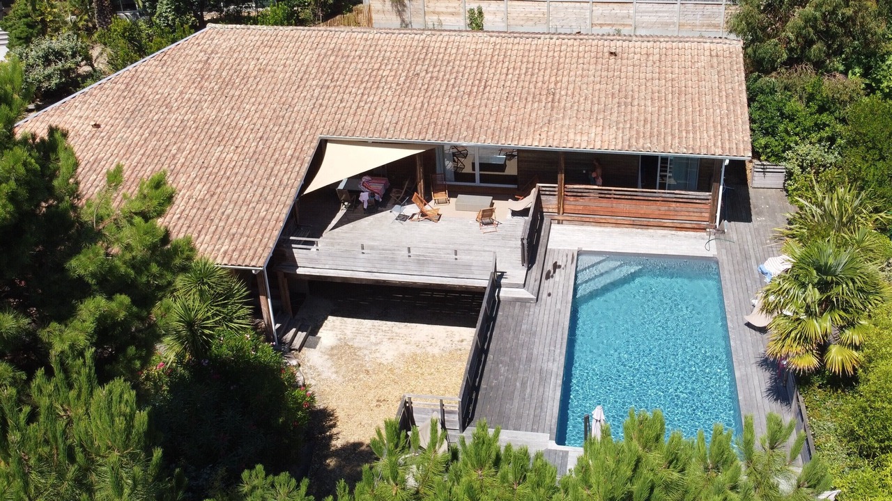 Photo of Outdoor in Le Canon