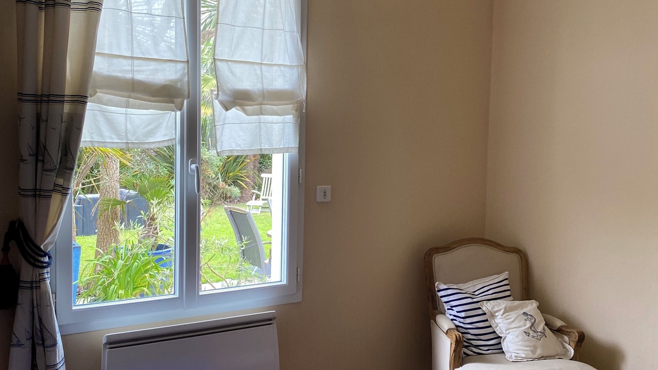 Photo of Bedroom in Esperance-Cottages