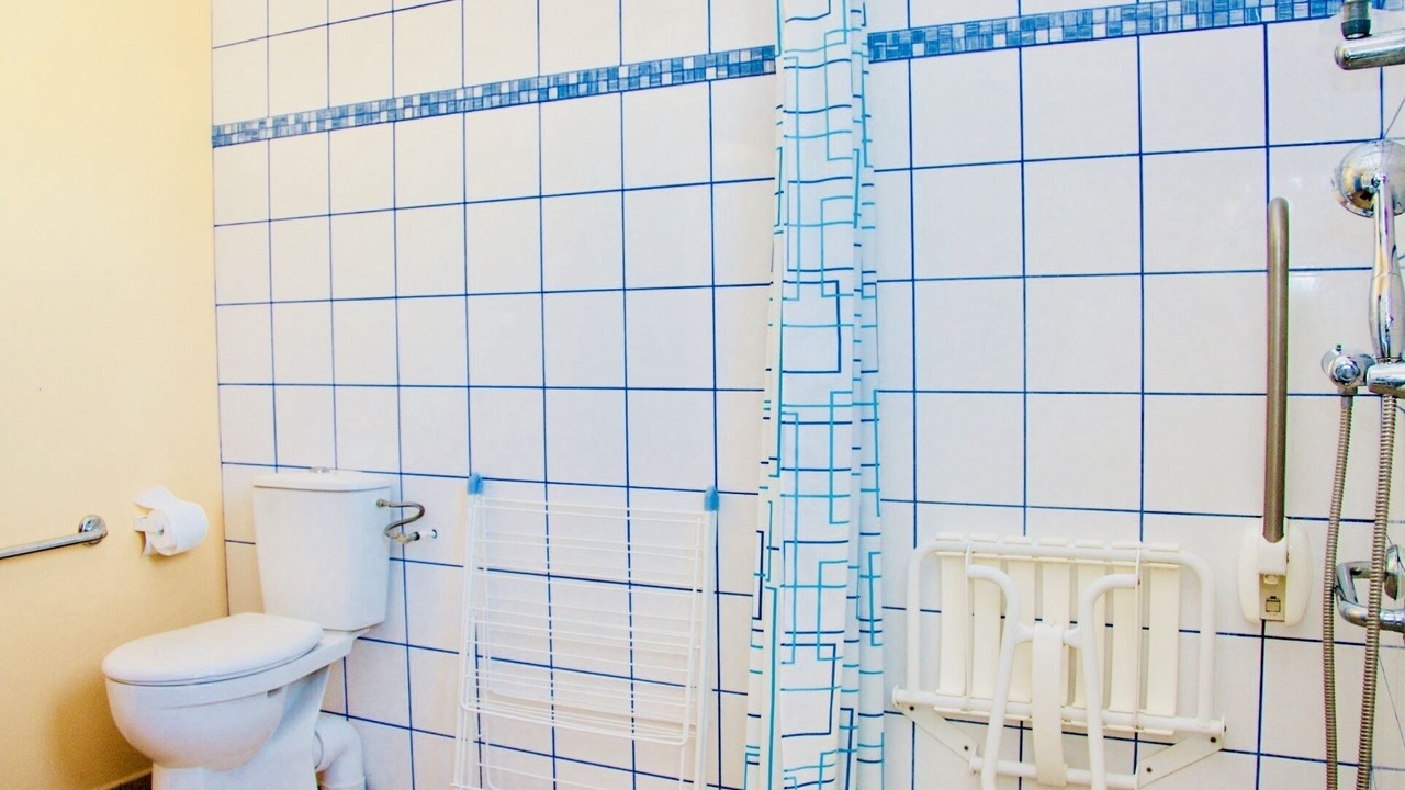 Photo of Bathroom in Barneville-Carteret