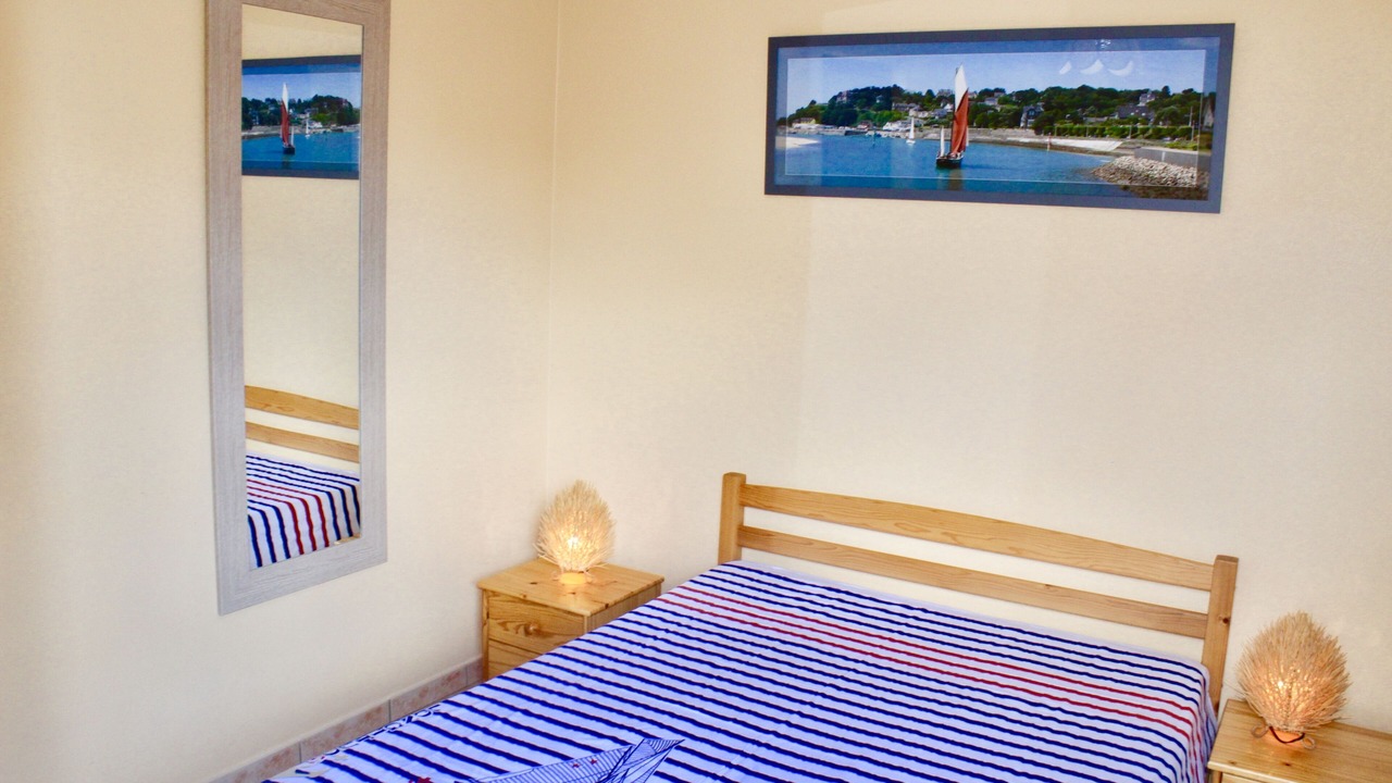 Photo of Bedroom in Barneville-Carteret
