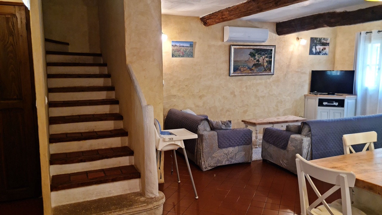Photo of Livingroom in Bedoin