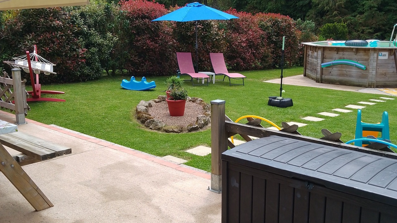 Photo of Outdoor in Marval