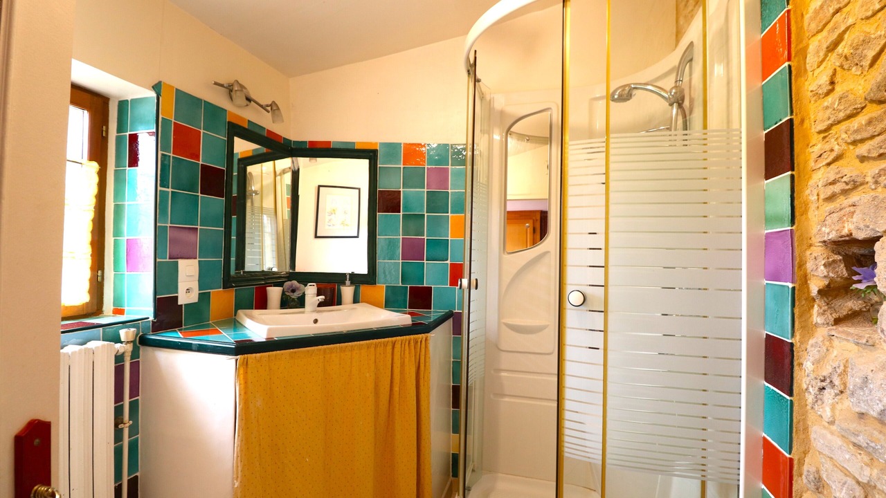 Photo of Bathroom in Meyrals