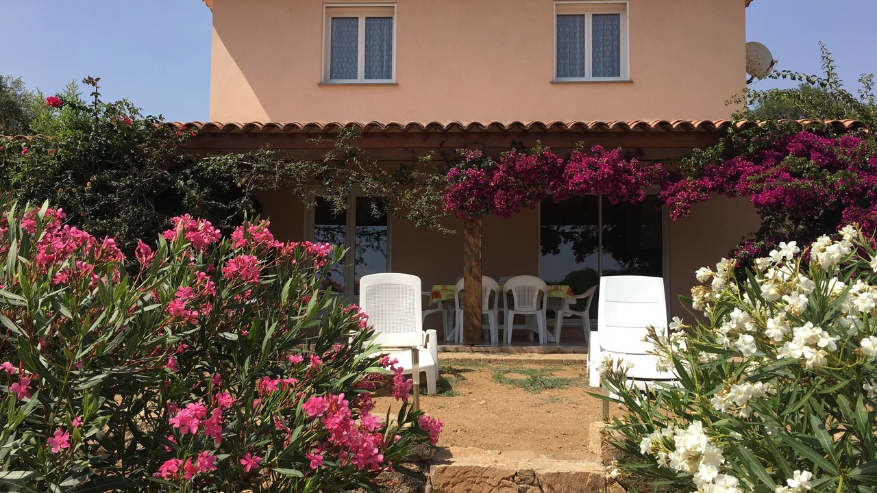 Photo of Patio Balcony in Monacia-d'Aullene