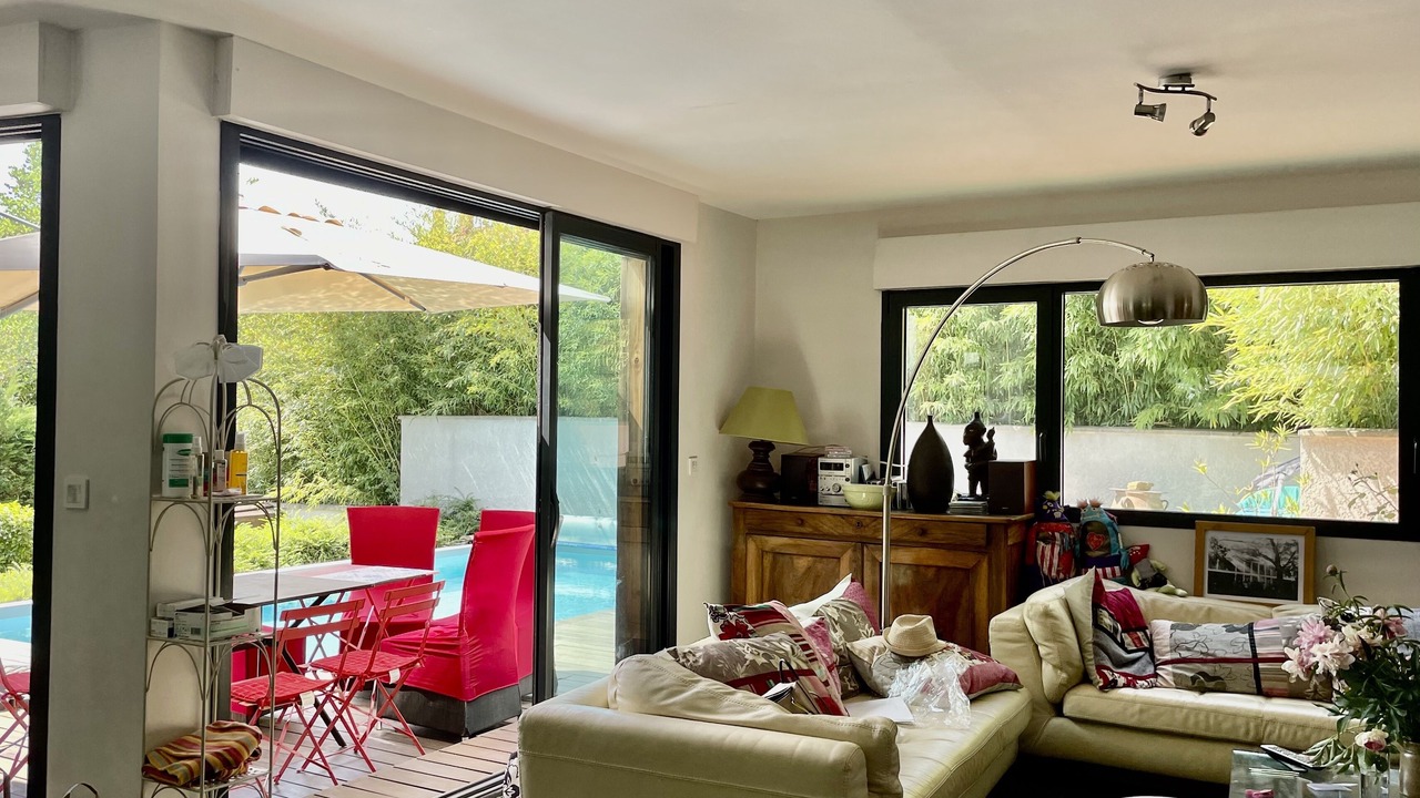 Photo of Livingroom in Saint-Didier-au-Mont-d'Or