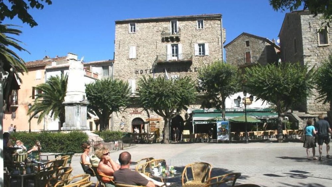 Photo of Others in Sartene