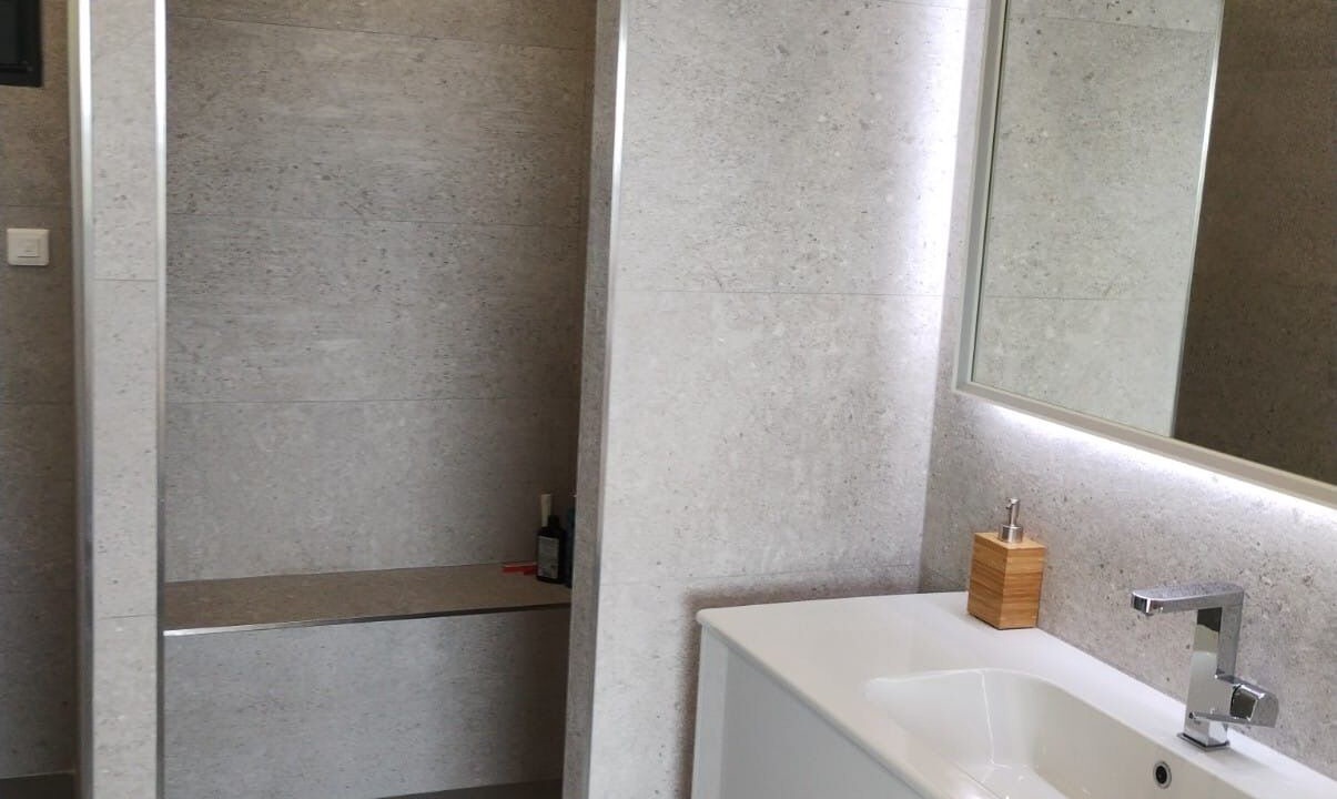 Photo of Bathroom in Monacia-d'Aullene