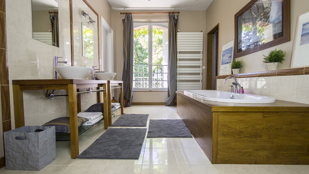 Photo of Bathroom in Miserey
