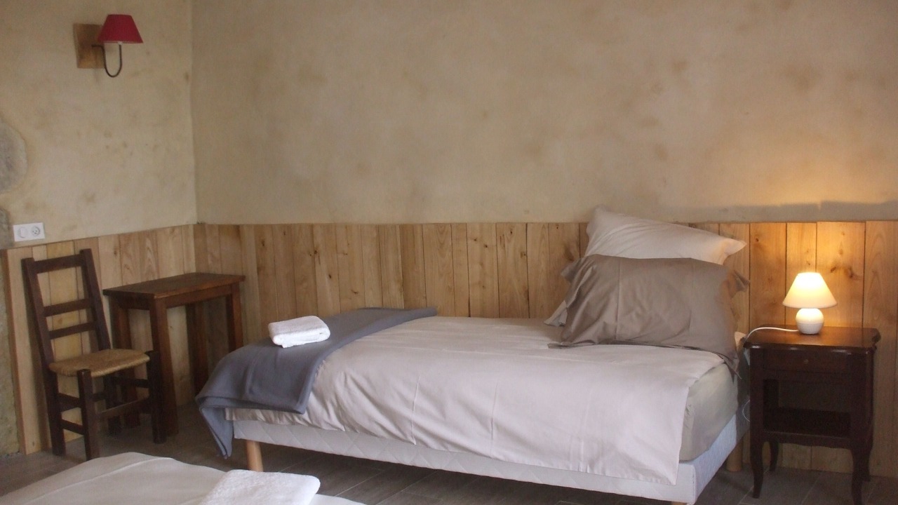 Photo of Bedroom in Clermont-Dessous