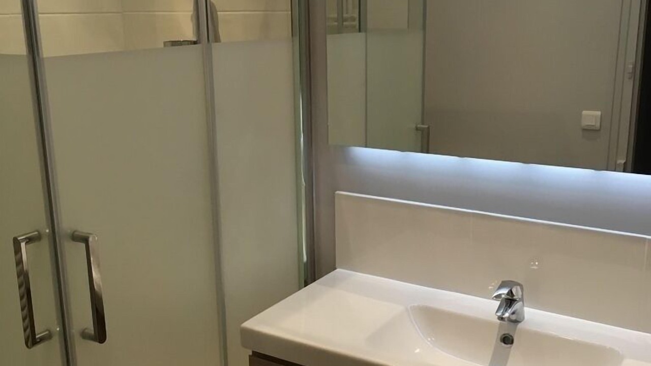 Photo of Bathroom in Hecourt
