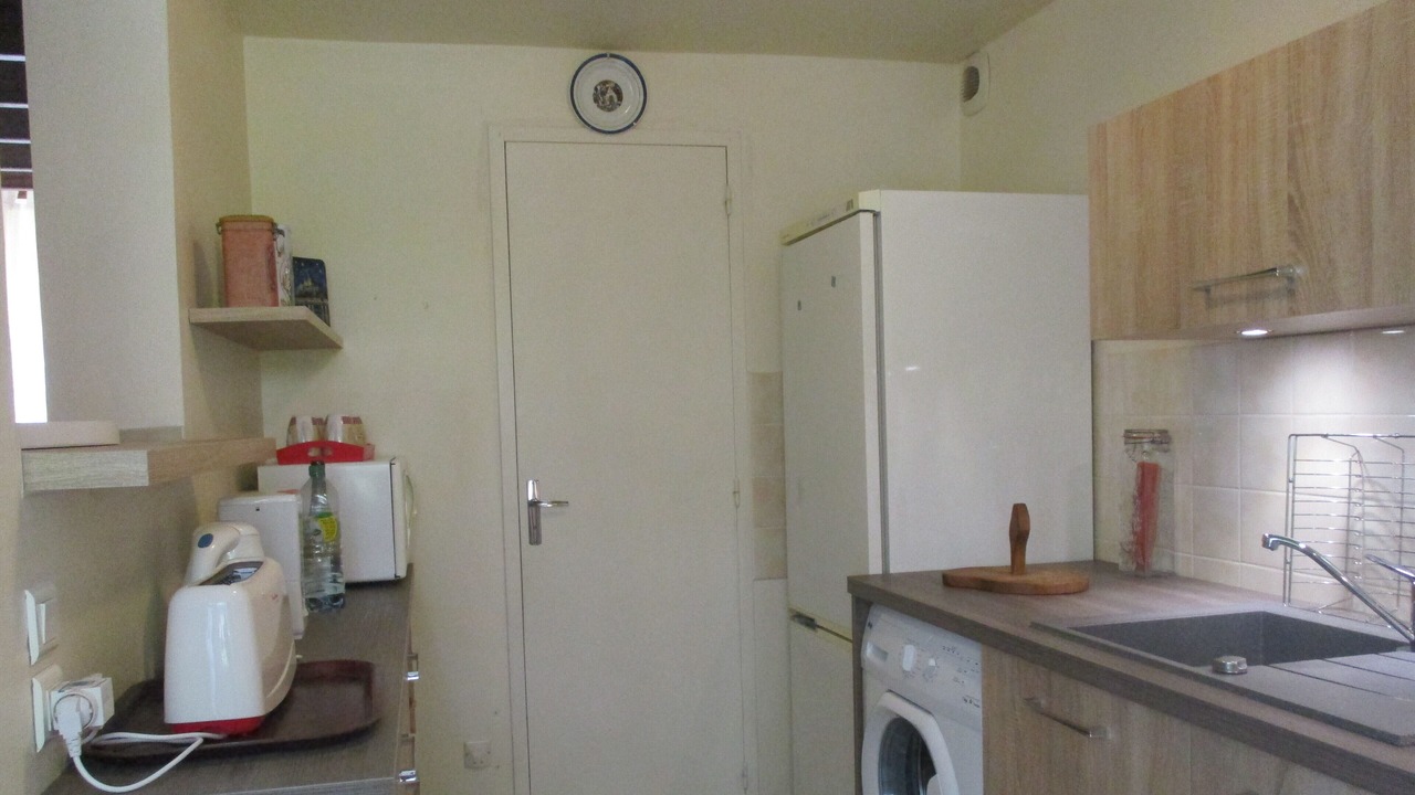 Photo of Kitchen in Dragey-Ronthon