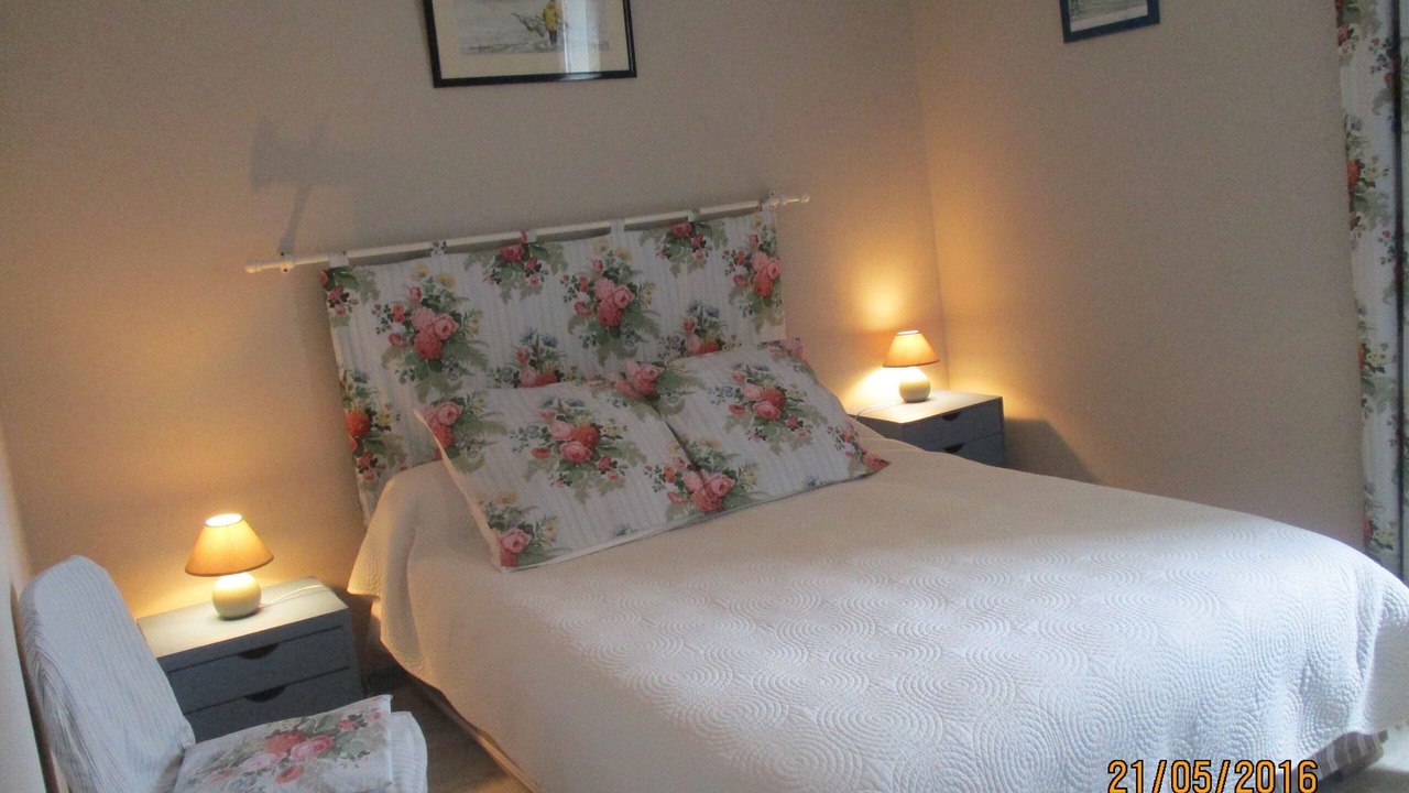 Photo of Bedroom in Dragey-Ronthon