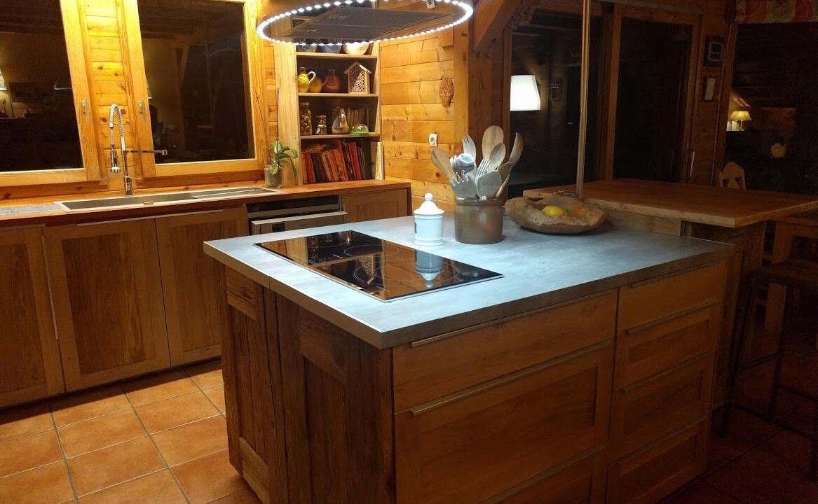 Photo of Kitchen in Embrun