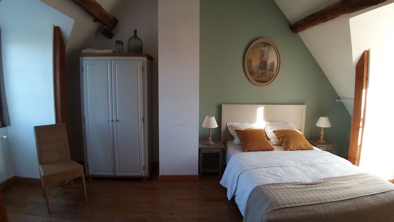 Photo of Bedroom in Saint-Chamassy