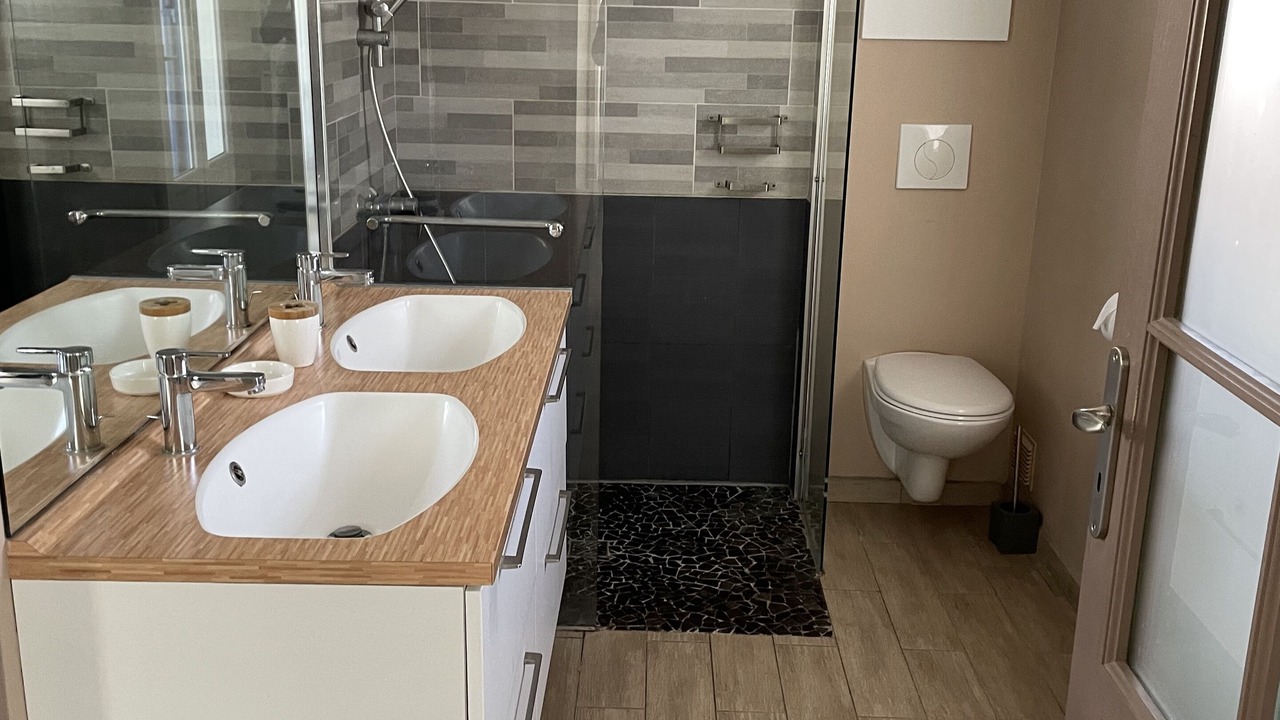 Photo of Bathroom in Andernos-les-Bains