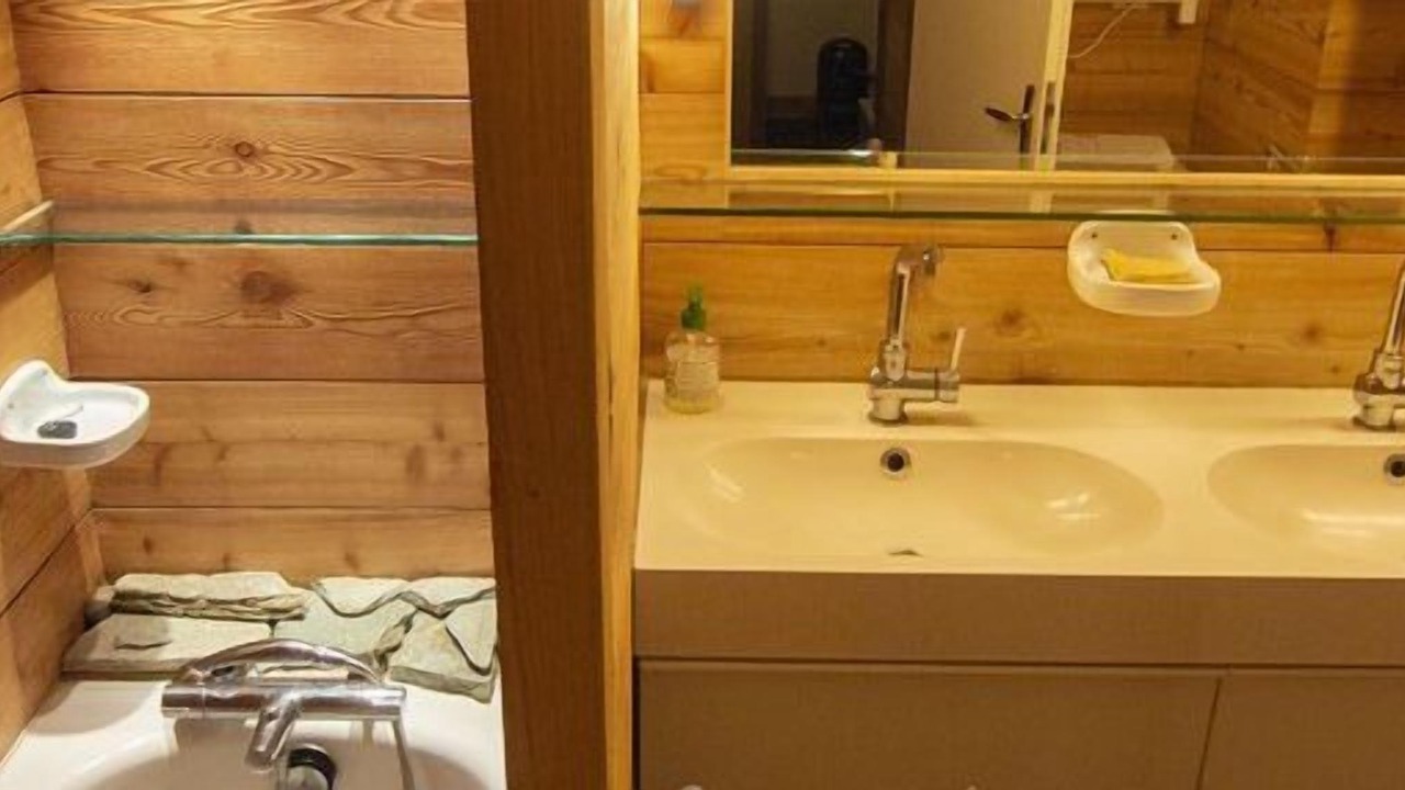Photo of Bathroom in Isola
