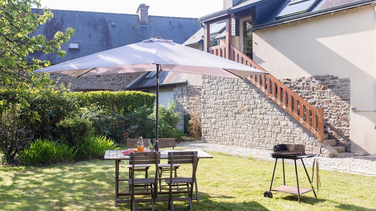 Photo of Outdoor in Pledeliac