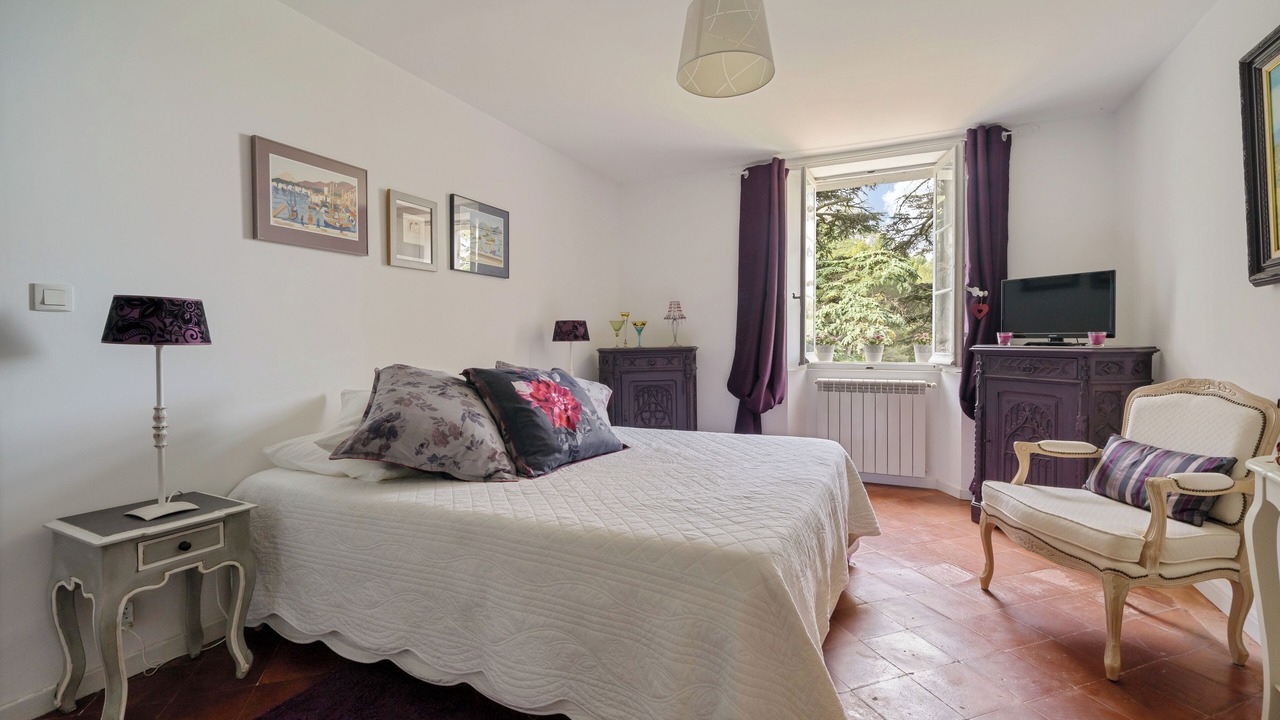 Photo of Bedroom in Aubagne